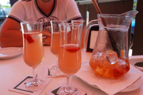 La Bodeguita Bodega Cristina